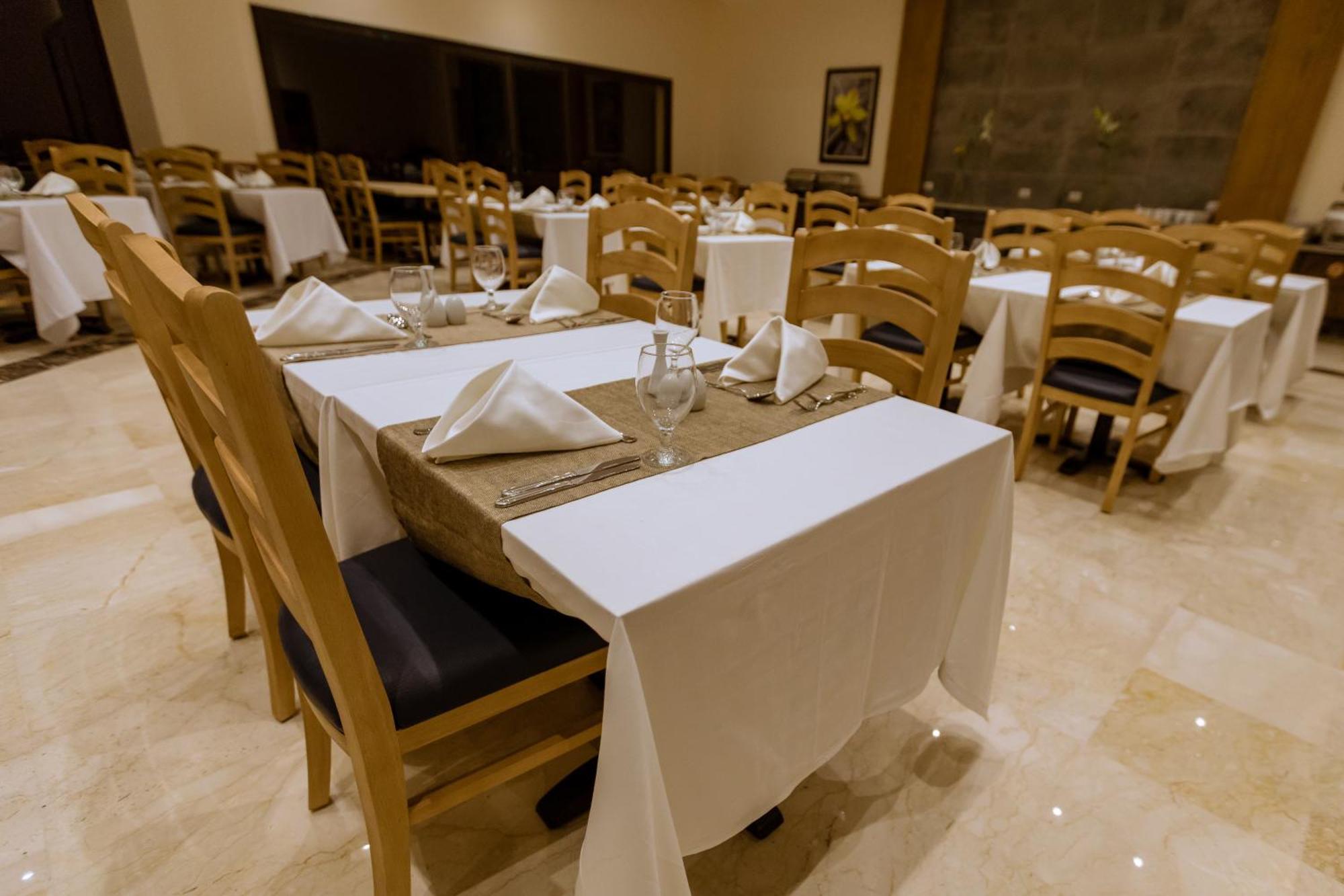 Sky View Suites Hotel Hurghada Buitenkant foto