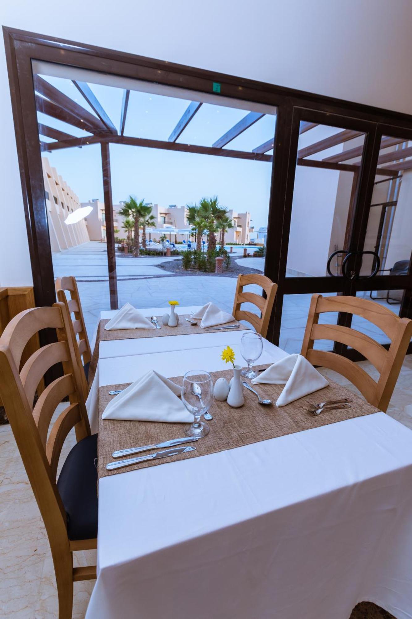 Sky View Suites Hotel Hurghada Buitenkant foto